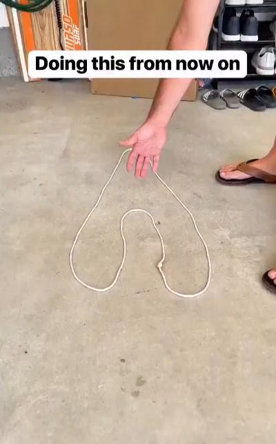 Transporting watermelons with a rope